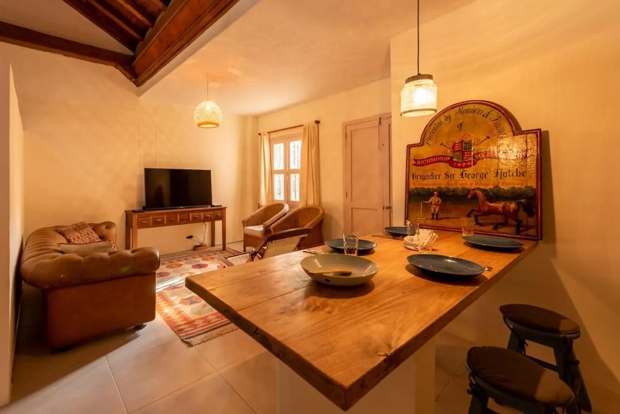 Casa El Caminante En Getsemani Otel Cartagena 0*,  Kolombiya